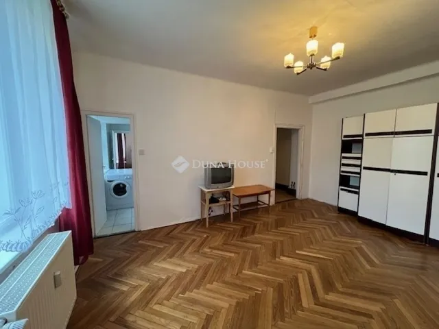 Eladó lakás Budapest XIII. kerület 38 nm
