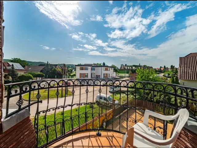 Eladó ház Veresegyház 433 nm