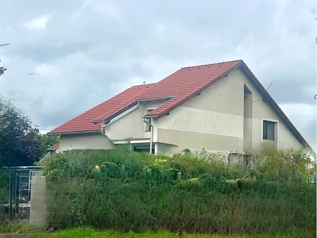 Eladó ház Erdőkertes 336 nm