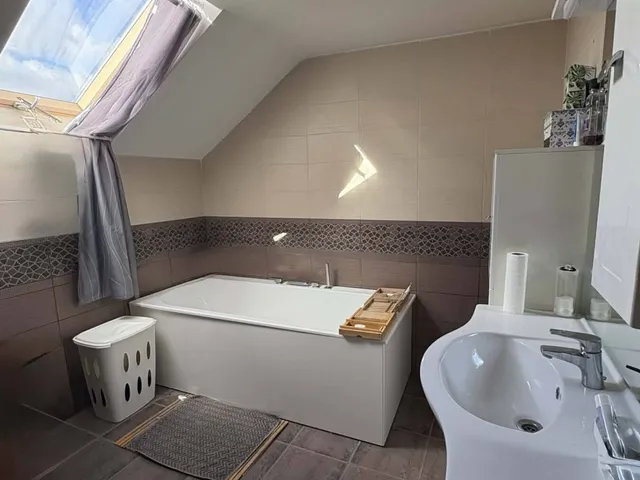 Eladó ház Szada 180 nm