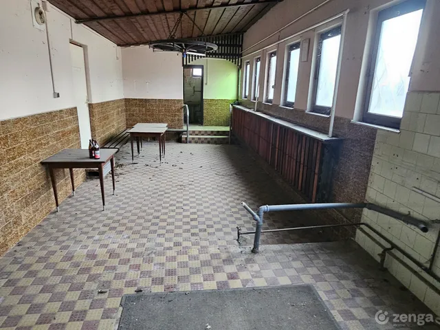 Kiadó kereskedelmi és ipari ingatlan Dömsöd 70 nm