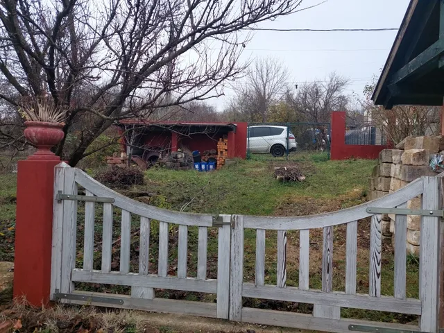 Eladó ház Budapest III. kerület, Aranyhegy 263 nm