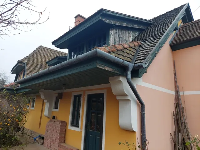 Eladó ház Budapest III. kerület, Aranyhegy 263 nm