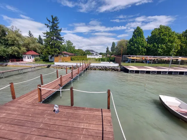 Eladó lakás Szántód 175 nm