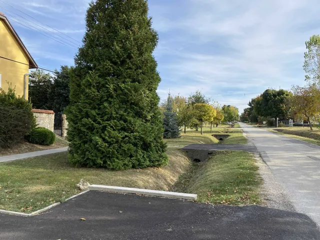 Eladó lakás Balatonszárszó 104 nm