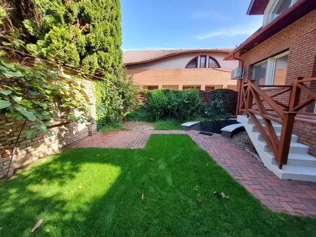 Eladó ház Budapest III. kerület 252 nm