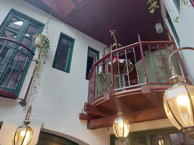 Eladó ház Budapest III. kerület 263 nm