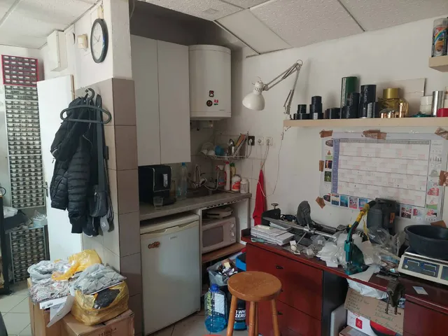 Eladó kereskedelmi és ipari ingatlan Budapest XIV. kerület 29 nm