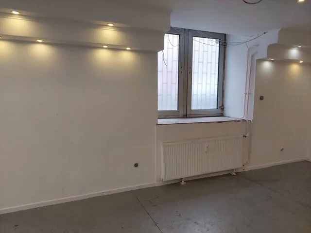 Kiadó kereskedelmi és ipari ingatlan Budapest XIII. kerület 45 nm