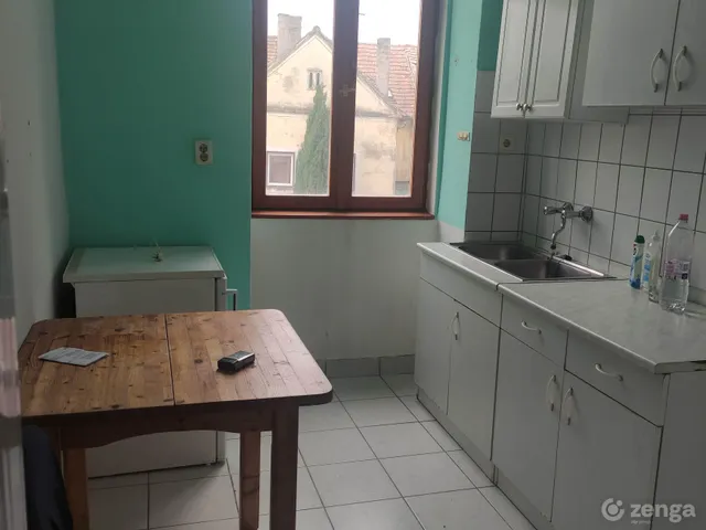 Eladó lakás Sümeg 79 nm