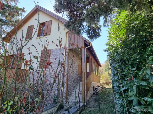Eladó ház Solymár 180 nm