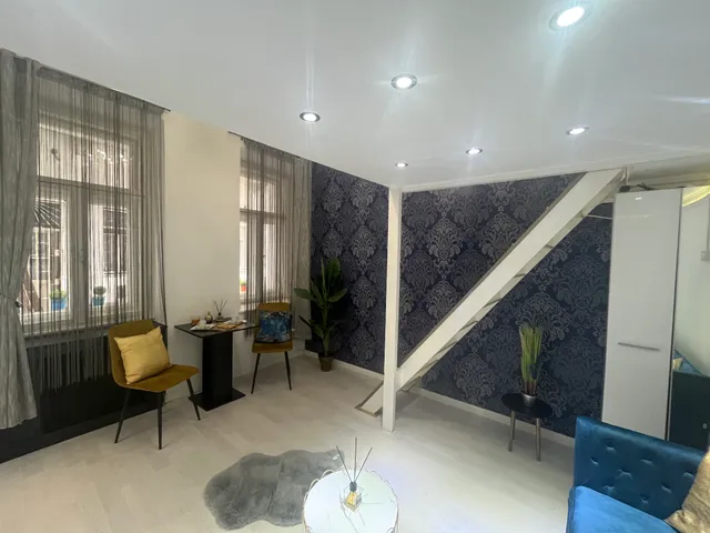 Eladó lakás Budapest VI. kerület, Nagykörúton belüli terület, Hajós  22 nm