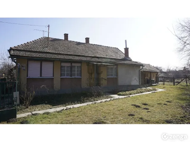 Eladó ház Tiszaigar 80 nm