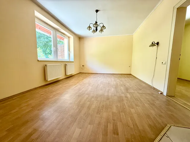 Eladó üdülő és hétvégi ház Miskolc, Vadas Jenő utca 60 nm