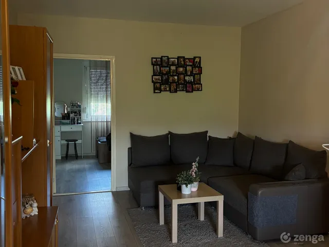 Eladó lakás Szeged, Makkosház 69 nm