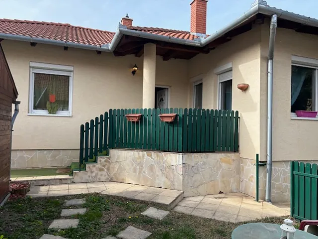 Eladó ház Érd 194 nm