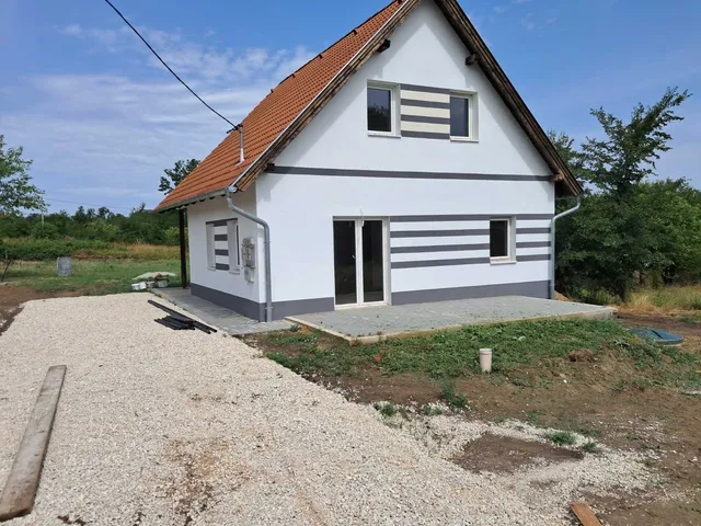 Eladó ház Felcsút 86 nm