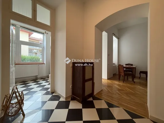 Eladó lakás Kecskemét, Belváros 90 nm