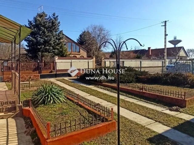 Eladó mezőgazdasági ingatlan Tiszakécske 71 nm