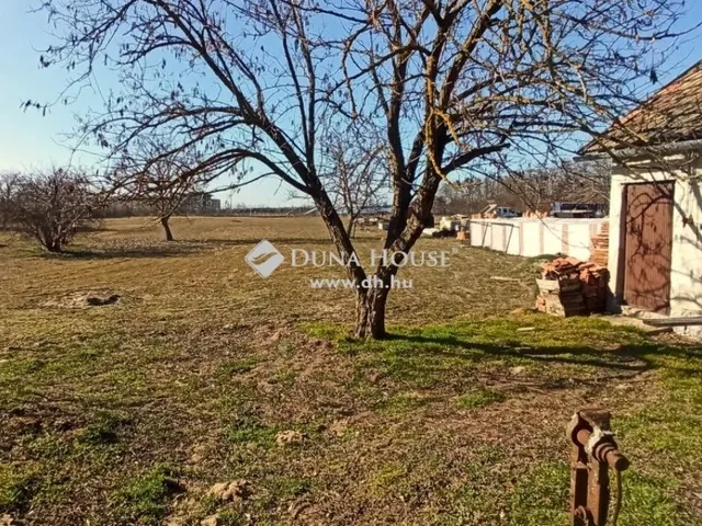 Eladó mezőgazdasági ingatlan Tiszakécske 71 nm