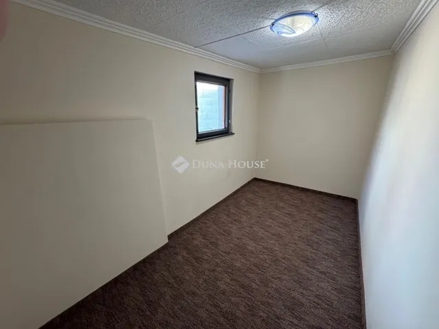 Eladó ház Kecskemét, Belváros 38 nm