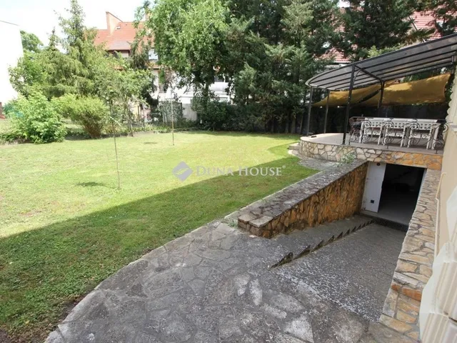 Kiadó ház Kecskemét 200 nm