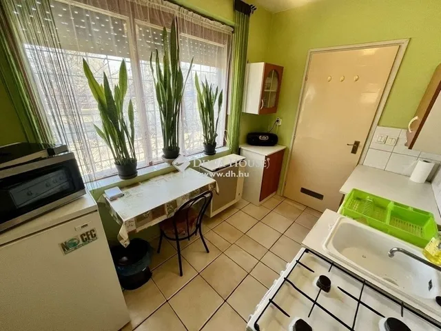 Eladó ház Kecskemét, Felsőszéktó 94 nm