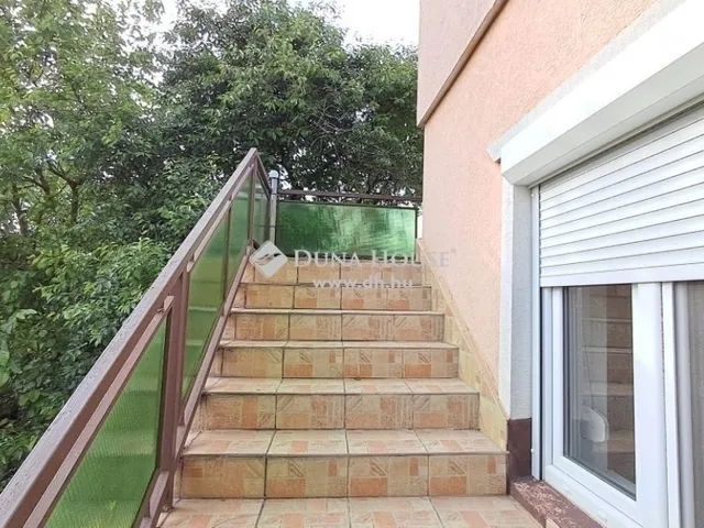 Eladó ház Kecskemét 210 nm