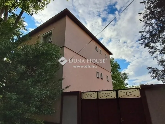 Eladó ház Kecskemét 210 nm