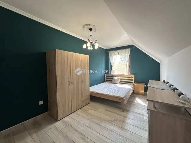 Eladó ház Kecskemét 270 nm