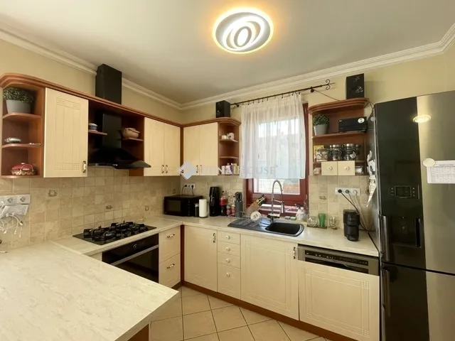 Eladó ház Kecskemét, Belváros 106 nm