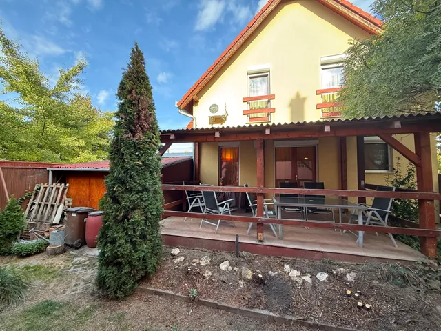 Eladó ház Kecskemét, Petőfiváros 95 nm