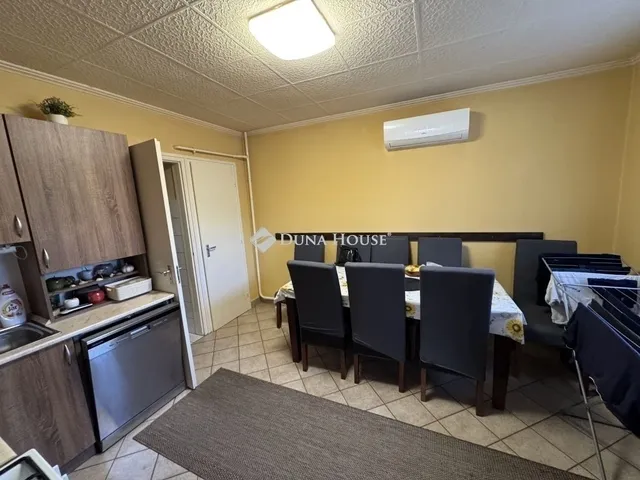 Eladó ház Kecskemét 160 nm