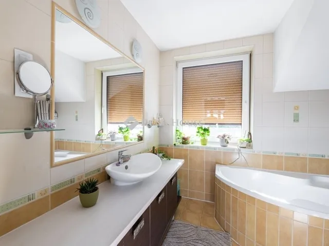 Eladó ház Kecskemét, Szarkás 405 nm