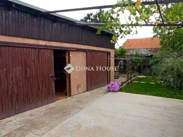 Eladó ház Öcsöd 42 nm