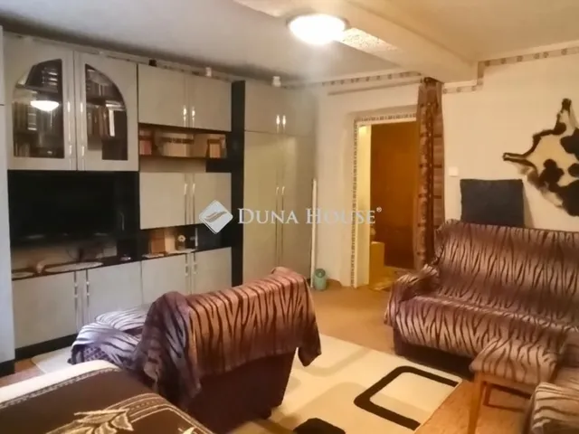 Eladó ház Öcsöd 42 nm