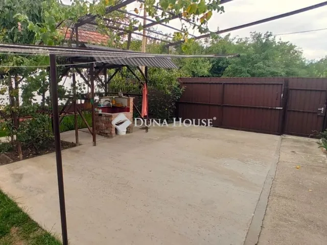 Eladó ház Öcsöd 42 nm