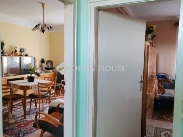 Eladó ház Kecskemét, Hunyadiváros 74 nm