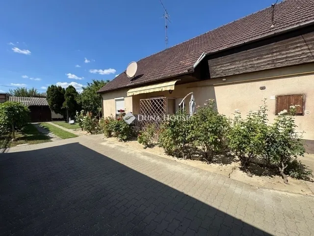 Eladó ház Kecskemét, Rendőrfalu 121 nm