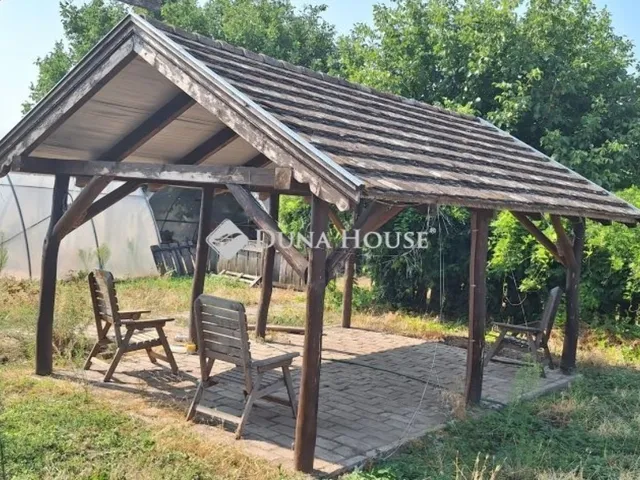 Eladó mezőgazdasági ingatlan Nagykőrös 70 nm