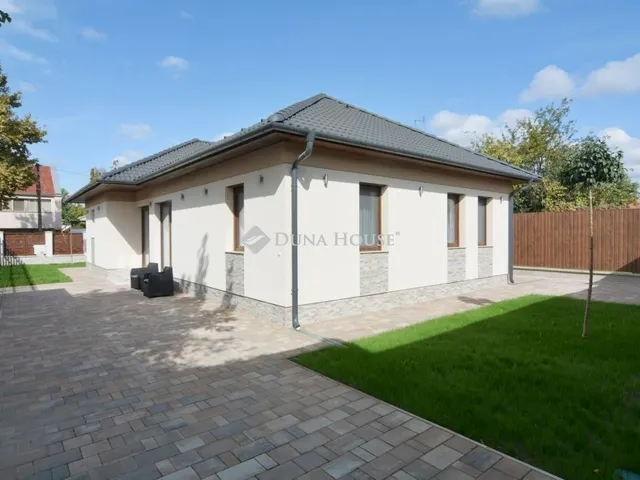 Kiadó ház Kecskemét 117 nm