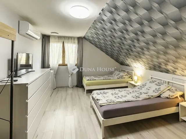 Eladó ház Kecskemét, Talfája 236 nm