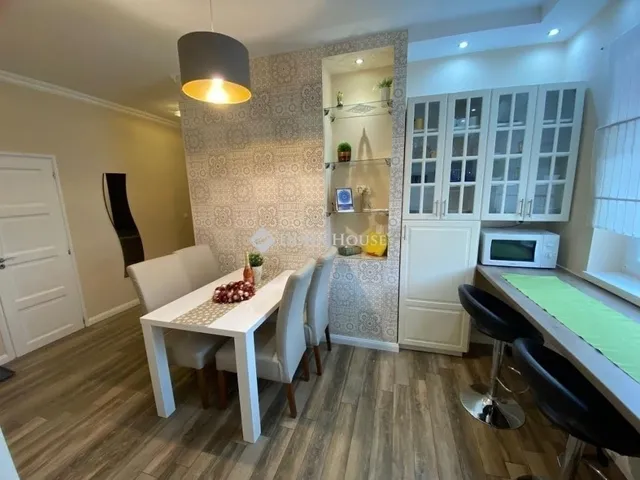 Eladó lakás Kecskemét 73 nm