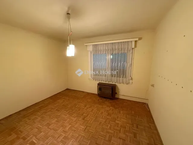 Eladó ház Izsák 108 nm