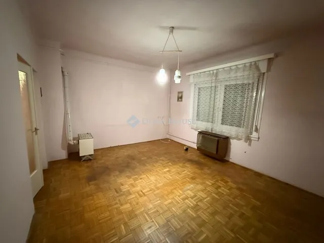 Eladó ház Izsák 108 nm