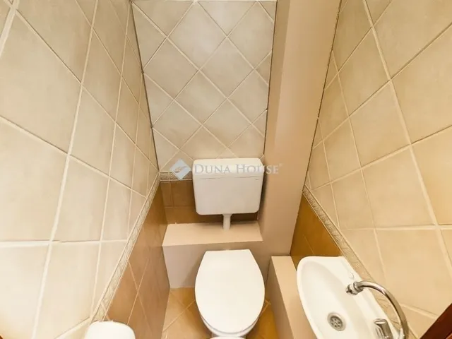 Eladó lakás Kecskemét, Belváros 98 nm