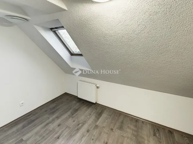 Eladó lakás Kecskemét, Belváros 98 nm