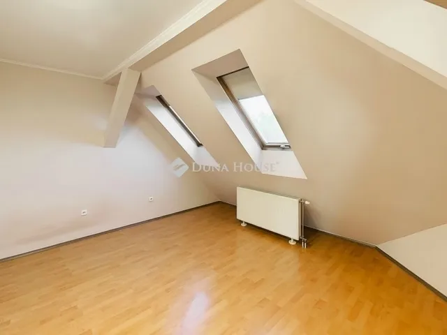 Eladó lakás Kecskemét, Belváros 98 nm