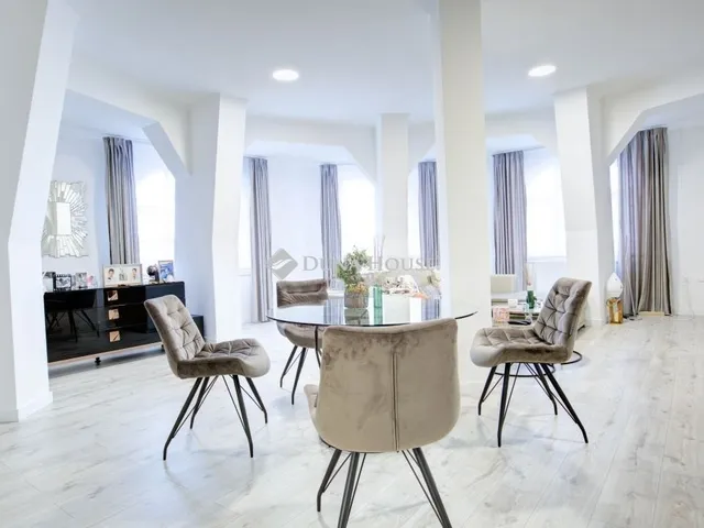 Eladó lakás Nagykőrös 175 nm