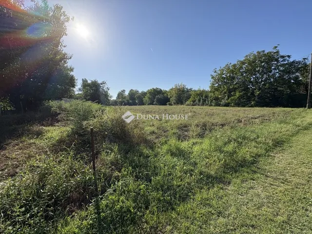 Eladó telek Kecskemét 4081 nm